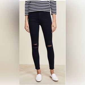 J BRAND
Jeans - Photo Ready Ankle Skinny in Blue Mercy